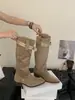 Botas Longas de Salto Grosso Suede Bico Fino Femininas First Encounter Sazonal Outono/Inverno 2026 Novas Botas de Moda de Cano Alto Usáveis de Duas Formas Botas Acima do Joelho