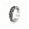 Anillo personalizado transfronterizo europeo y americano con patrón de vid eterna, anillo con patrón para hombre y mujer, anillo retro moderno de plata tailandesa