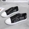 Sapatos Femininos Sapatos de Pano Velho Pequim Sapatos Esportivos Soft Sole para os Idosos Tênis de Lazer Mulheres Slip-on Moda Sapatos Mãe Atacado