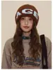 Gorro de Punto Jacquard Simple Estilo Coreano con Pelo Largo para Mujer en Otoño e Invierno, Cálido y Versátil, Gorro Frío que Favorece el Rostro para Estudiantes de Primaria y Parejas