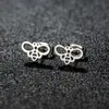 Pendientes de Acero Inoxidable Calados Transfronterizos Nuevos con Varios Diseños de Gatos, Renos, Abejas, Mariposas y Conejos en Stock