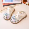 Novas Sandálias de Verão para Crianças de 3-6 Anos, Sandálias de Princesa para Meninas, Sandálias Fechadas Antiderrapantes com Solado Macio, Sapatos de Cristal para Meninas