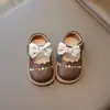 Sapatos de Caminhada para Bebês Sapatos de Princesa Sapatos de Couro para Meninas Novo Estilo Primavera e Outono 2025 Menininha Estilo Nacional Sapatos Bordados Sapatos de Bebê