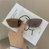Gafas de Sol Triangulares Estilo Ins Europeo y Americano Calle Danza Callejera Cara Redonda Mujer Retro Celebridad de Internet Mismo Estilo Gafas de Sol Ojo de Gato Adelgazantes para Cara Pequeña