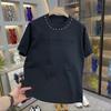 Nueva Camiseta de Manga Corta con Cuello Redondo Suelto, Sello de Acero con Remaches Rudo, Moda de Verano para Hombre, Versátil, Casual, Calidad, Ropa de Moda