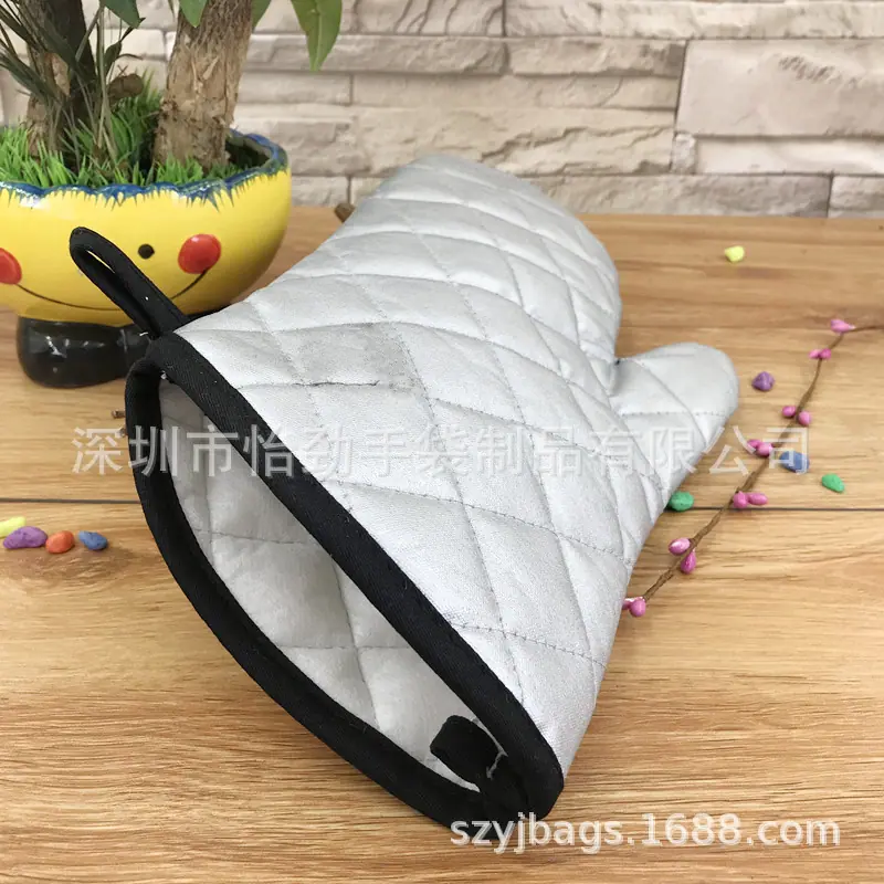 斜口涤纶锏棉隔热手套银色耐高温手套-3.JPG