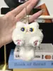 Lindo Peluche de Gatito KT Corazón Colgante Decoración para Mochila de Estudiante Cadena para Colgar Llavero Súper Lindo Regalo