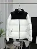 Marca de moda Putian Beijia Face Modelo 1996 700 de poder de relleno Unisex Chaqueta corta deportiva de plumón Abrigo acolchado