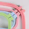 Nuevo Aro de Bordar Cuadrado de Colores Caramelo Aro de Bordado Abs Máquina de Bordar Cuadrada Blanco Hueso en Varias Especificaciones