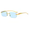 Gafas sin montura con bordes de corte únicos, montura cuadrada de metal, lentes coloridos, gafas de sol retro de alta costura de moda