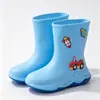 Dopamina Estilo Multi-Desenho Em Estoque Meio da Panturrilha Crianças Grandes Crianças do Ensino Fundamental Galochas Botas de Água Antiderrapante Leve Dropshipping