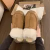 Invierno 2026 Estilo Coreano Nuevas Pantuflas para Mujer Zapatos Peludos de Exterior Pantuflas Peludas de Moda con Suela Gruesa y Forro de Felpa Punta Cerrada