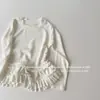Camiseta base de encaje en capas estilo coreano para niñas, colección otoño 2026, camiseta versátil y elegante de manga larga para bebés niñas