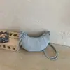Bolsa de Dumpling Coreana Ins Súper Popular para Mujer 2025 Verano Nuevo Bolso de Hombro Ligero Simple Bolso Cruzado de Moda de Moda