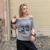 Playera de Algodón de Manga Corta con Estampado de Letras para Mujer con Diseño de Hombro Descubierto, de Alta Gama