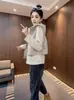 Chaqueta corta de estilo coreano con capucha y cordón, tipo dos piezas falsas, para mujer, nuevo modelo primavera y otoño 2026, corte holgado, adelgazante, versátil, adecuada para mujeres petite