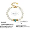 Pulsera de perlas naturales de agua dulce europea y americana, acero inoxidable chapado en oro de 18k, exquisito conjunto de pulseras de joyería de lujo ligero para mujer al por mayor