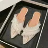Mules Planos de Punta Redonda Estilo Nuevo Verano 2026 Brisa de Verano para Uso en Exteriores, Zapatos de Hada para Combinar con Faldas, Zapatos de Salón de Punta