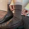 Calcetines de algodón y cachemira para mujer de otoño e invierno con rayas de contraste, de moda, estilo ins universitario, versátiles, cálidos, de media pantorrilla para niñas