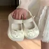 Sandálias de Praia de Moda Verão para Mulheres em Formato de Urso, Fofas e Macias, com Solado Grosso, de Uso Duplo, Bico Fechado, Meia-Chinelos com Sensação de Andar nas Nuvens