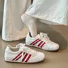Tênis de Treino Alemão para Mulheres com Aumento de Altura de 4cm, Novos Tênis Brancos Casuais com Solado Macio para Primavera/Verão 2026, Sapatos Esportivos com Solado Plano, Tênis Estilo Forrest Gump