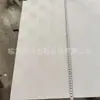Suministro Directo de Fábrica Tablero Recubierto con Película de PVC Placa de Yeso Techo de Placa de Yeso Techo de PVC Placa Absorbente de Sonido a Prueba de Humedad Placa Absorbente de Sonido