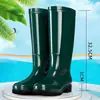 Botas de chuva de cano alto com fleece para mulheres, sapatos aquáticos estilosos, galochas, botas de água, quentes, impermeáveis, cobre-sapatos antiderrapantes para cozinha, sapatos de borracha, adulto