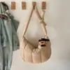 Bolsa de Dumpling Grande Capacidade Outono e Inverno para Mulheres Novo Estilo 2025 Bolsa Nuvem Acolchoada de Algodão Estilo Coreano Doce Uma Alça Leve Transversal
