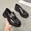 Sapatos Masculinos de Couro Camurça para Negócios Internacionais Mocassins Slip-on Sapatos de Dirigir para Calçar Tamanho Grande Sapatos Derby Estilo Britânico