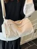 Versão Coreana da Nova Bolsa Tote Ins Trendyy de Aparência Sofisticada para Mulheres, Casual, Simples, Leve, Bolsa Transversal Grande para o Dia a Dia