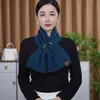 Bufanda de Lana Mezclada Coreana Invierno para Mujer 2025 Nueva Cálida Protección para el Cuello Bufanda de Punto Cruzada Retorcida de Gama Alta