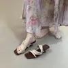 ¡Estilo retro de chica caliente con bloques de color! Sandalias de cuña de gamuza de una tira con punta cuadrada para mujer, sandalias de tacón alto de punta abierta versión coreana de verano