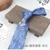 Corbata Literaria Estilo Hong Kong Atada a Mano para Hombre con Patrón Retro Británico 7cm Patrón Formal de Negocios Moderna En Stock