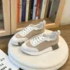 Zapatos de lona vaquera con flecos rebotantes marca H, zapatillas casuales de suela gruesa para pareja, zapatillas bajas con cordones unisex