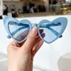 Novos Óculos de Sol de Moda Cruzados da Amazon Love para Homens e Mulheres Óculos de Sol Retro de Alta Qualidade Prontos para Venda