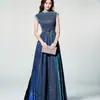 Vestido de Noite Feminino Primavera e Outono Novo Banquete Nobre Socialite Emagrecedor Elegante Vestido de Anfitriã Elegante Longo Feminino
