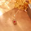 Colar com Pingente de Gato da Sorte em Ágata Vermelha Natural Estilo Chinês, Toque de Luxo Leve e de Alta Qualidade, Corrente de Clavícula Exquisita Atrai-Riqueza