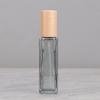 Sub-frasco de perfume high-end portátil 10ml frasco de spray de vidro quadrado cilíndrico garrafa vazia noz faia tampa