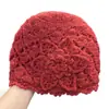 Touca de Crochê Flor Artesanal para Mulheres, Chapéu de Lã com Ponto Aberto Artístico para Afinar o Rosto, Chapéu Slouchy Quente Retrô para Outono e Inverno