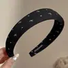 Faixa de cabelo xadrez de cetim para mulheres, faixa de cabelo antiderrapante para outono e inverno, uso diário, faixa de cabelo para lavar o rosto, acessório de cabelo de coroa alta