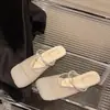 Sandálias Casuais para o Dia a Dia, Novo Modelo de Verão, Novo Estilo Chinês, Solado Macio, Confortáveis para os Pés, Sapatos Baixos Fechados de Encaixar