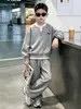 Conjunto Trendy Otoño para Niños Estilo Coreano 2026 Ropa Nueva Niños Niños Grandes Otoño Sudadera Casual Conjunto de Dos Piezas Niño