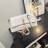 Bolsas de Alta Gama para Mujer 2025 Nuevo Estilo Rombo Cadena Bolso Pequeño Estilo Fragancia Versátil Baguette Debajo del Brazo Bolso de Lujo Ligero para Mujer