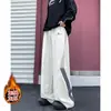 Pantalones deportivos casuales de estilo callejero a rayas con forro de polar para hombre, pantalones deportivos de pierna ancha de moda con cordón y tres rayas estilo americano para niños