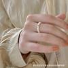 Pequeña Amabilidad Colorida* Anillo Versátil Apilado de Perlas Pequeñas de Agua Dulce con Fuerte Brillo Chapado en Oro Americano de 14K Anillo para Mujer