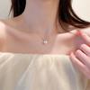 Collar con Colgante de Perla Imitación Dulce y Popular Estilo Francés, Accesorio para Mujer, Joyería de Cadena para Clavícula Versátil de Lujo Ligero de Alta Gama