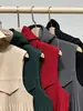 Diseño Miyake sentido chaleco plisado mujer otoño prenda exterior tacto de alta gama con capucha cordón sin mangas cremallera chaleco top para superponer