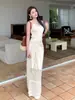 Elegante vestido camisola vazado estilo lady para mulheres, adequado para o verão e início do outono, com um estilo suave, pode ser usado como uma camada base ou como um vestido longo para férias na praia.