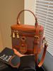 Bolsa Texket de Nicho de Cor Contrastante Bolsa Pequena Feminina 2025 Nova Moda Moderna All-match Casual Bolsa de Ombro Crossbody
