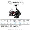 Carretilha de Pesca Daiwa Sweepfire 2B Cs Pesca em Água Doce e Salgada Lançamento de Longa Distância Carretilha para Pesca com Isca